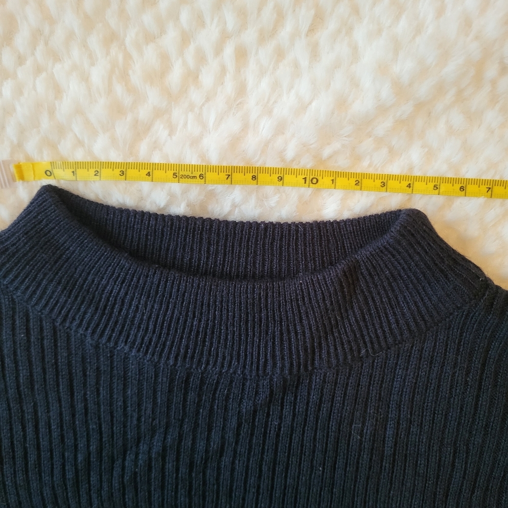 Crop Top/Long Sleeve/Black - Picture 5 of 8